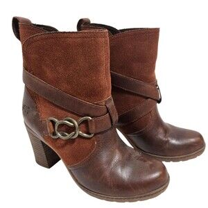 Timberland Dennett Boots 6.5 / 37.5 Brown Suede Leather Buckle Strap Heeled Moto